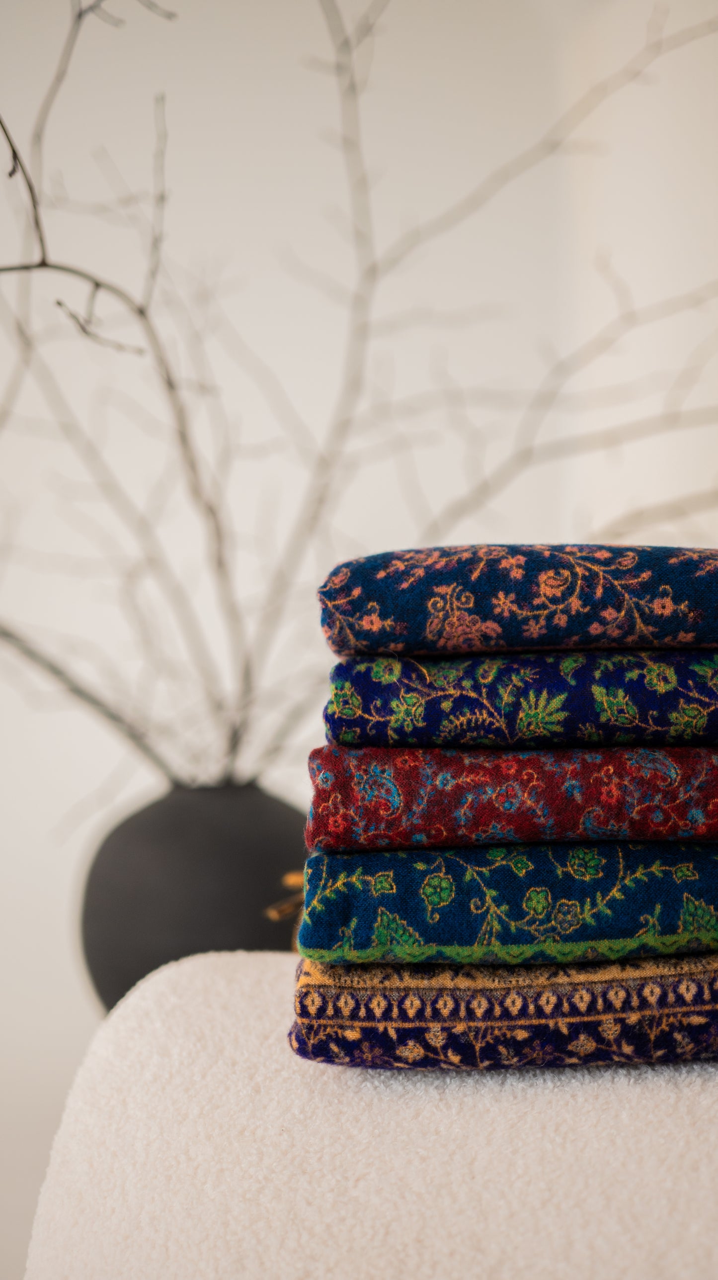 Oriental blue vilnas pleds no Kašmīras, Indijas