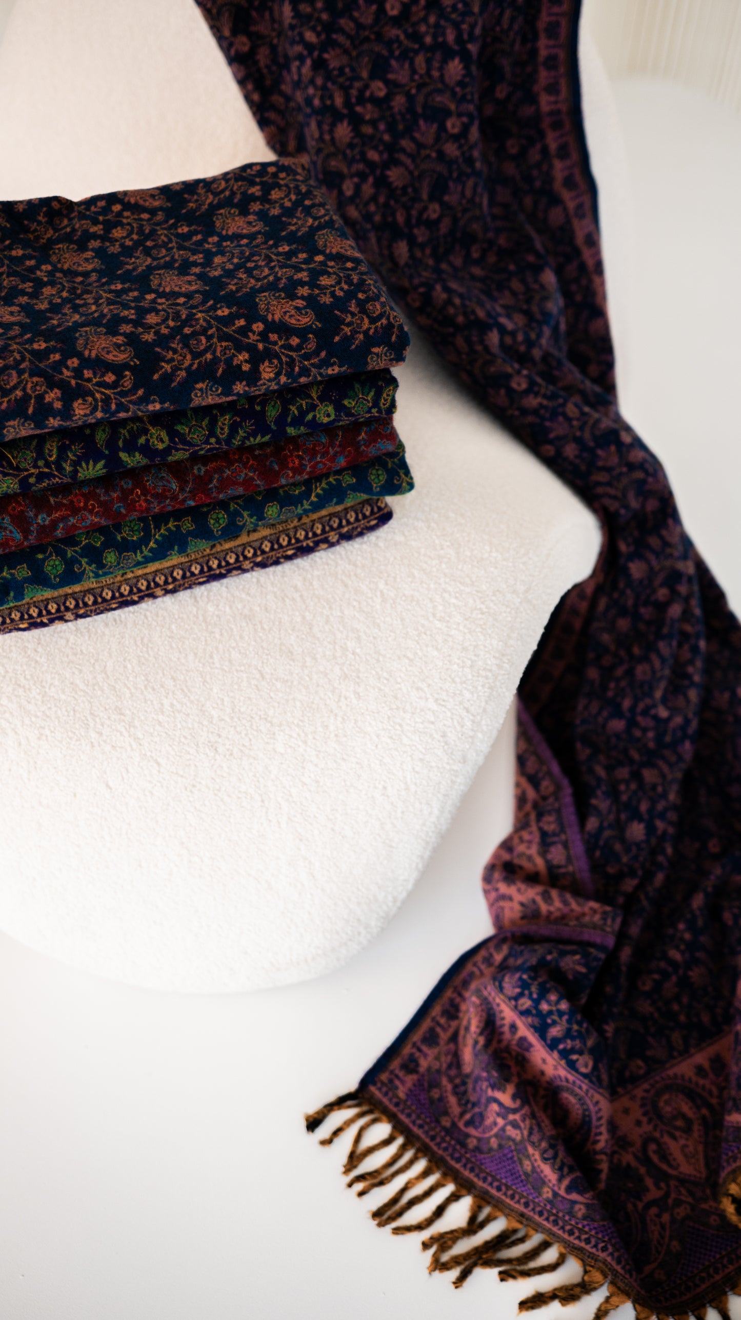 Oriental blue vilnas pleds no Kašmīras, Indijas