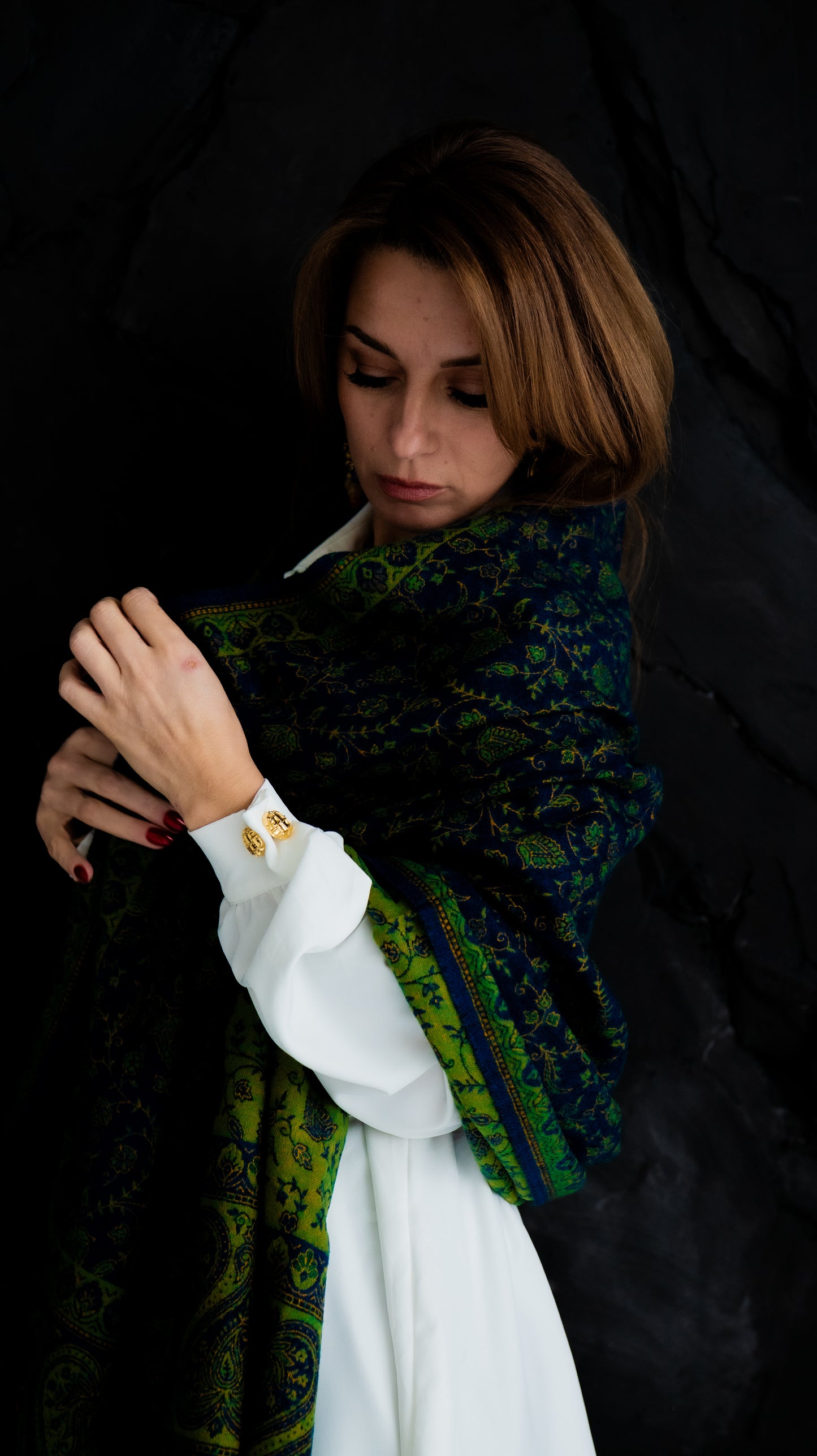 Zili zaļš vilnas pleds no Kašmīras, Indijas