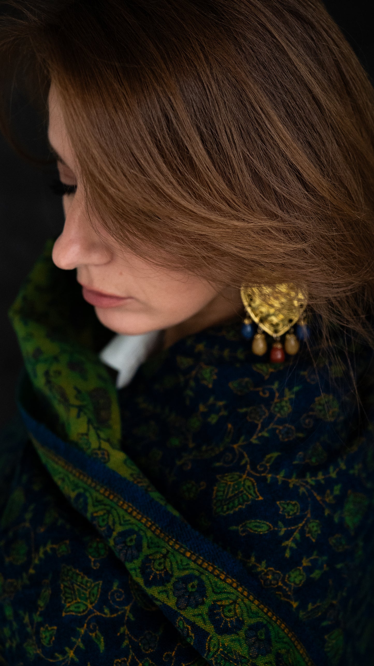 Zili zaļš vilnas pleds no Kašmīras, Indijas