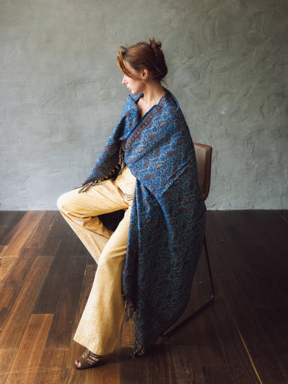 Vilnas pleds - gaiši un tumši zils (2 varianti)