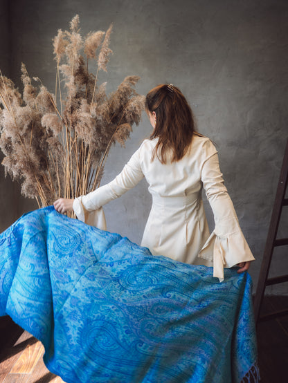 Gaiši zila šalle no Kašmīras, Indijas