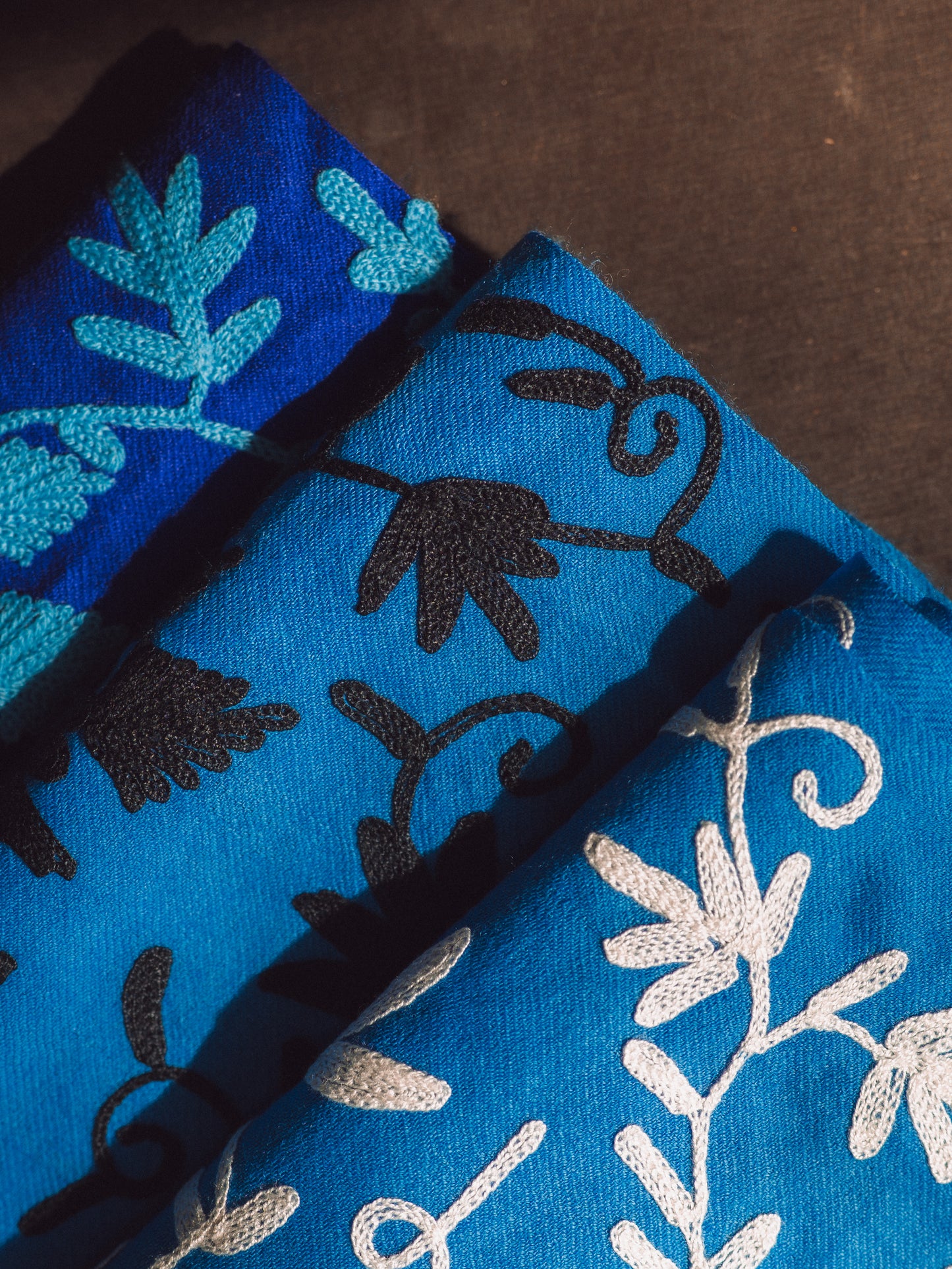 Zila šalle no Kašmīras, Indijas - 100% rokudarbs